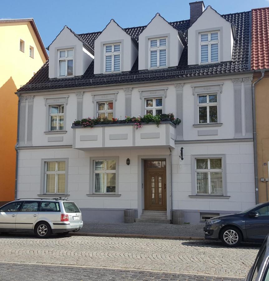 Fewo Am Marktplatz I Eisenhüttenstadt Exterior foto